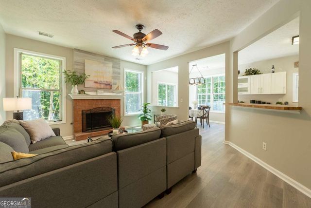 2238 Saint Albans Place, Buford, GA 30519