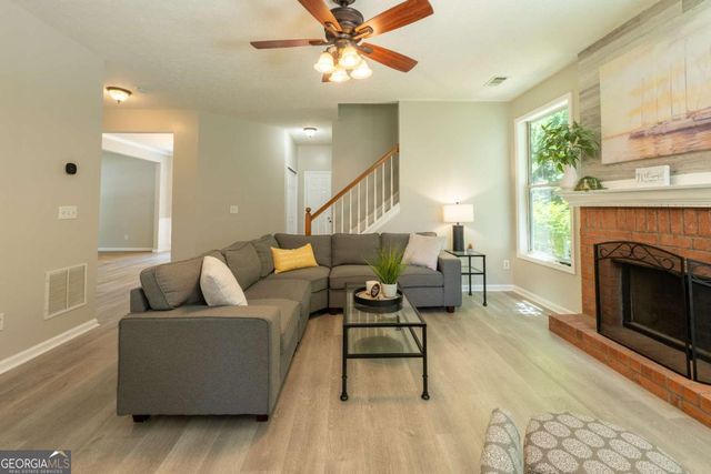 2238 Saint Albans Place, Buford, GA 30519