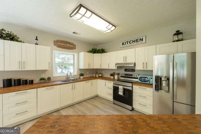 2238 Saint Albans Place, Buford, GA 30519