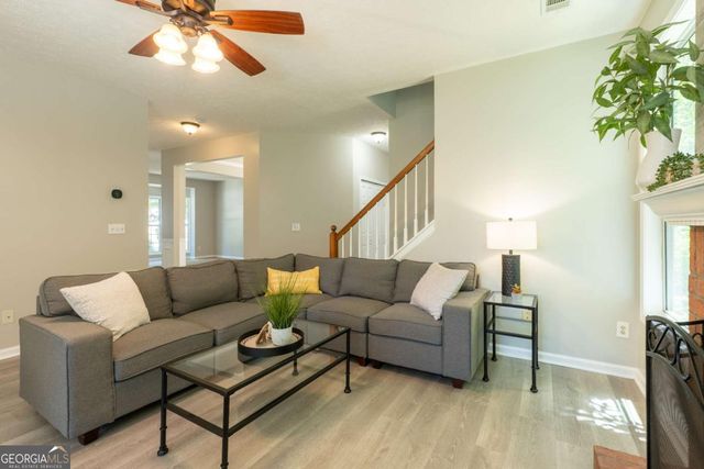 2238 Saint Albans Place, Buford, GA 30519