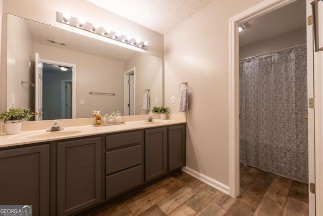 2238 Saint Albans Place, Buford, GA 30519