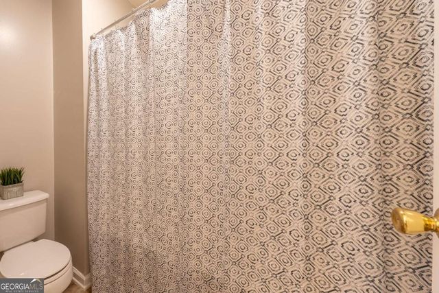 2238 Saint Albans Place, Buford, GA 30519