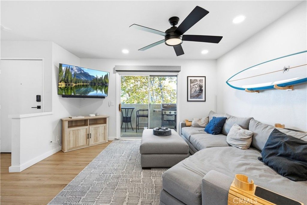 24413 Leonard Tree 203, Newhall, CA 91321 — photo 3