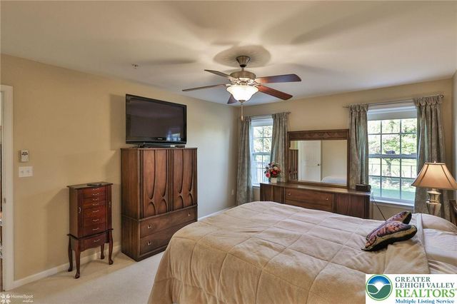 2602 Sapphire Lane, Bethlehem Twp, PA 18020