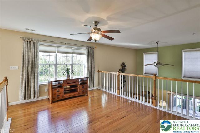 2602 Sapphire Lane, Bethlehem Twp, PA 18020