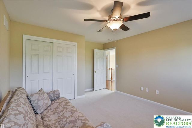 2602 Sapphire Lane, Bethlehem Twp, PA 18020