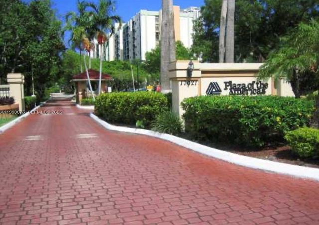 17021 N Bay Rd 303, Sunny Isles Beach, FL 33160