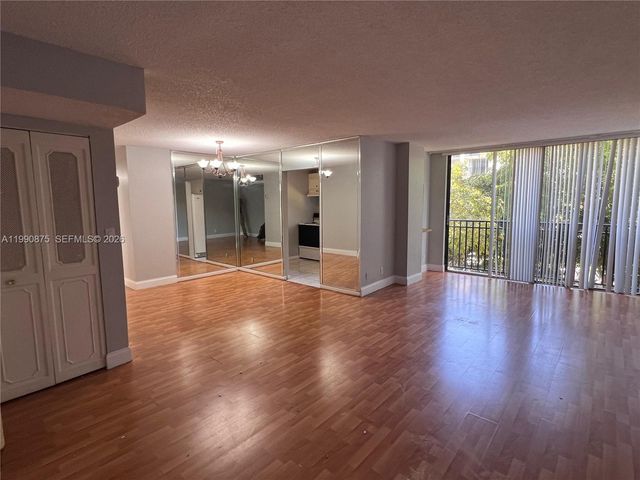 17021 N Bay Rd 303, Sunny Isles Beach, FL 33160