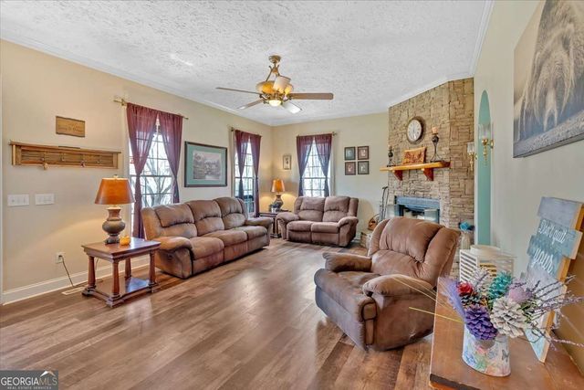 1430 Jasper Court NE, Ranger, GA 30734