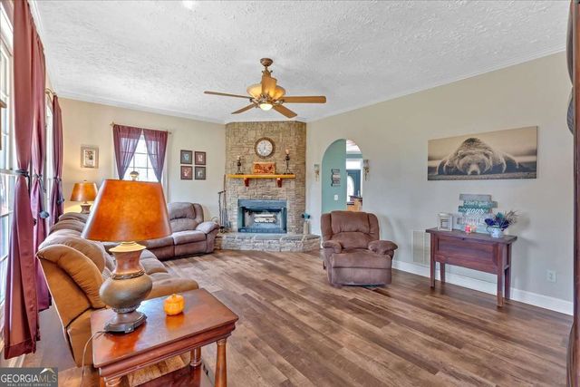 1430 Jasper Court NE, Ranger, GA 30734