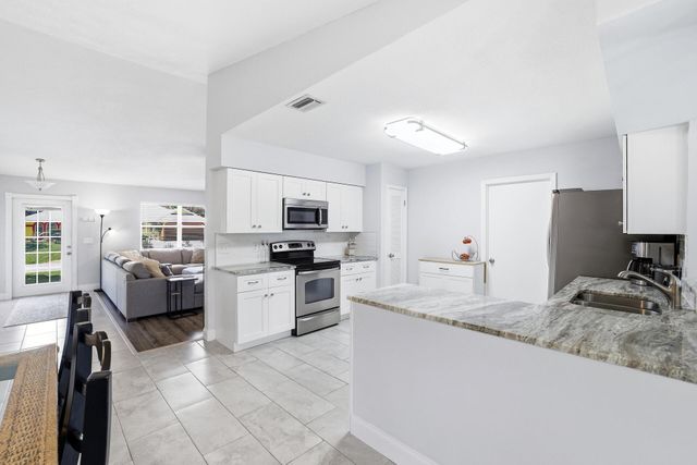 580 SW Duval Avenue, Port St. Lucie, Port St Lucie, FL 34983
