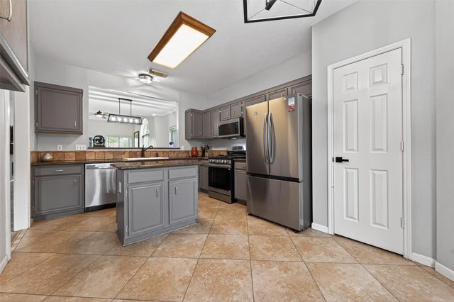 16902 Canyon Ridge Drive, Spring, TX 77379