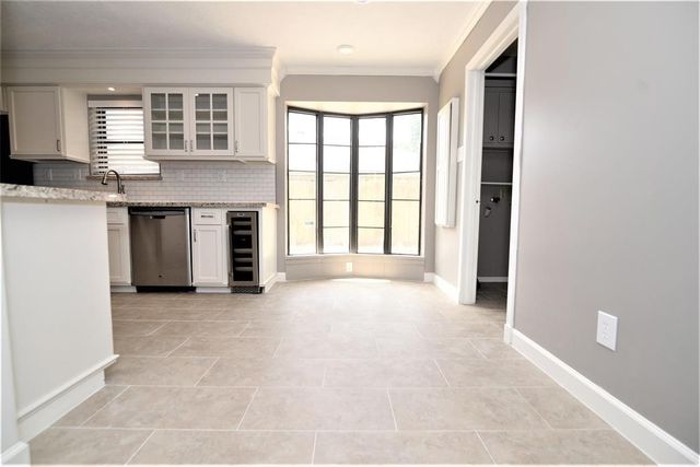 13550 Brook Hollow Drive, Sugar Land, TX 77498