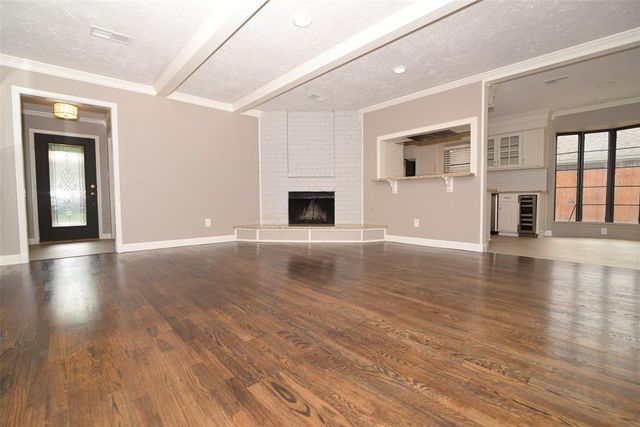 13550 Brook Hollow Drive, Sugar Land, TX 77498