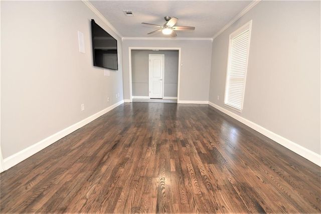 13550 Brook Hollow Drive, Sugar Land, TX 77498