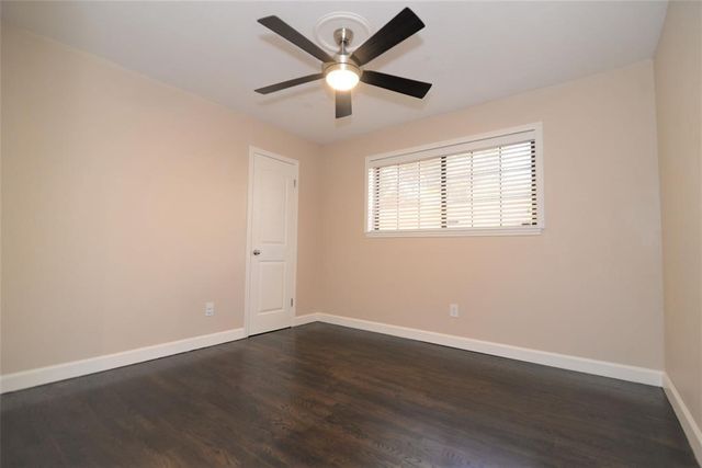 13550 Brook Hollow Drive, Sugar Land, TX 77498