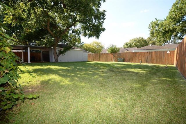 13550 Brook Hollow Drive, Sugar Land, TX 77498