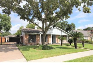 13550 Brook Hollow Drive, Sugar Land, TX 77498