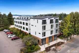 5253 B California Avenue SW, Seattle, WA 98136