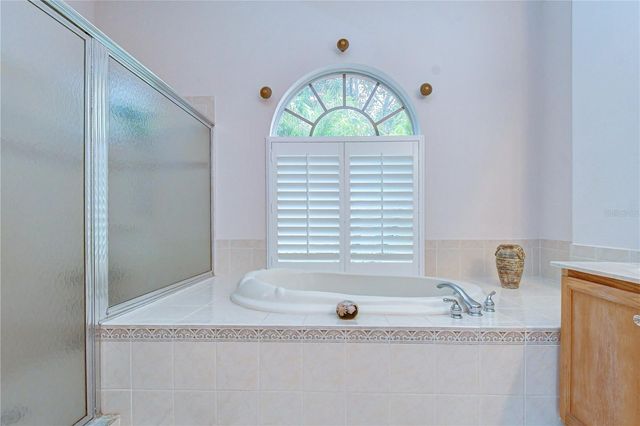 10560 PLANTATION BAY DRIVE, Tampa, FL 33647