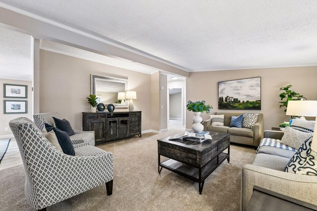 4056 Eaken Avenue SE, Delano, MN 55328