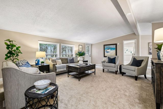 4056 Eaken Avenue SE, Delano, MN 55328