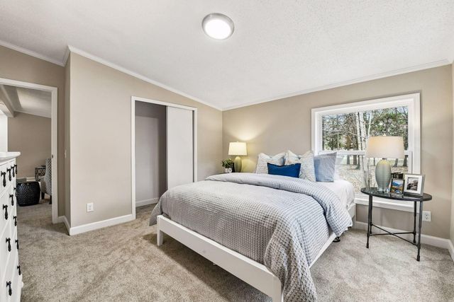 4056 Eaken Avenue SE, Delano, MN 55328