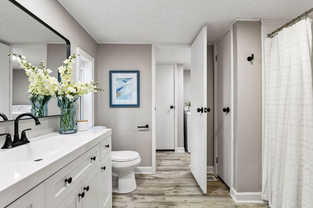 4056 Eaken Avenue SE, Delano, MN 55328