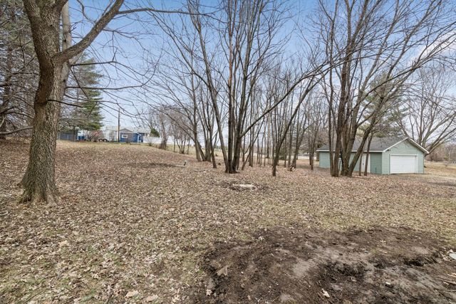 4056 Eaken Avenue SE, Delano, MN 55328