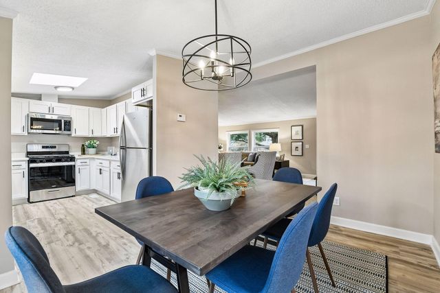 4056 Eaken Avenue SE, Delano, MN 55328