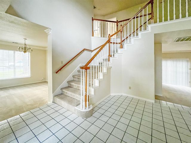 6204 Old Harbor LN, Austin, TX 78739