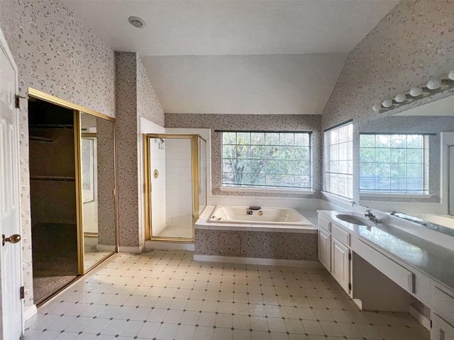 6204 Old Harbor LN, Austin, TX 78739