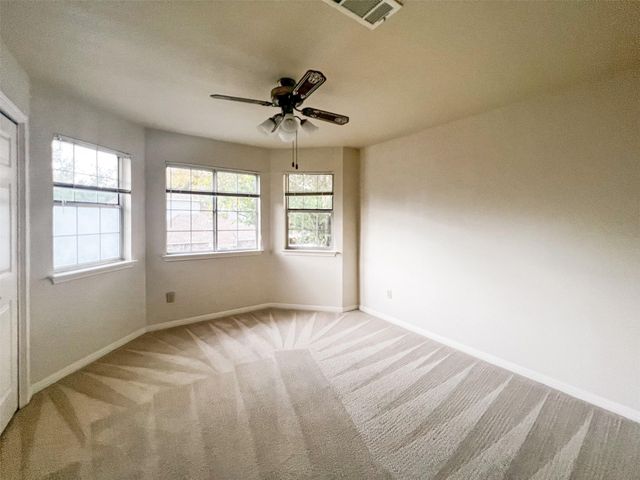 6204 Old Harbor LN, Austin, TX 78739