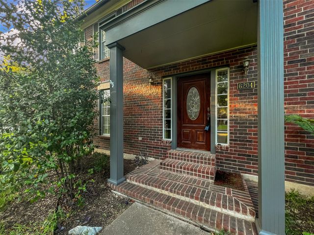6204 Old Harbor LN, Austin, TX 78739