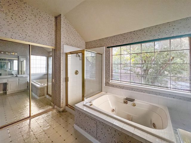 6204 Old Harbor LN, Austin, TX 78739