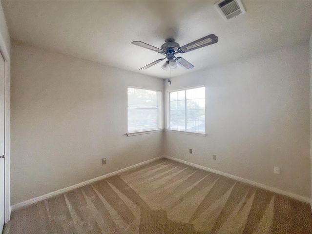 6204 Old Harbor LN, Austin, TX 78739