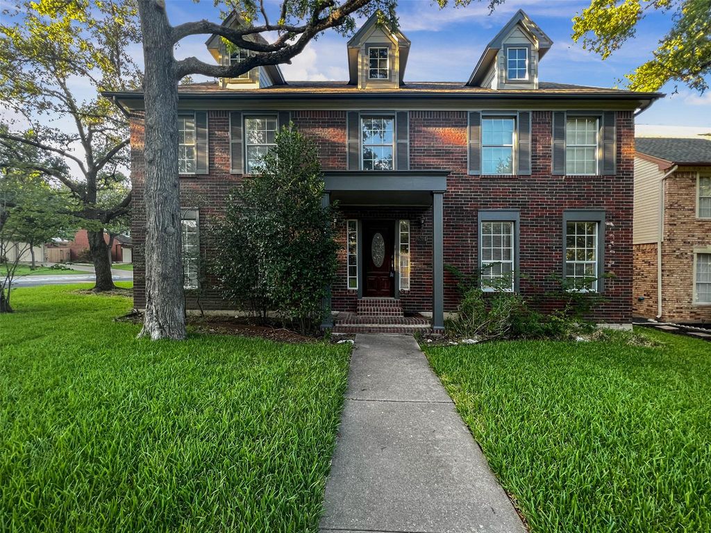 6204 Old Harbor LN, Austin, TX 78739