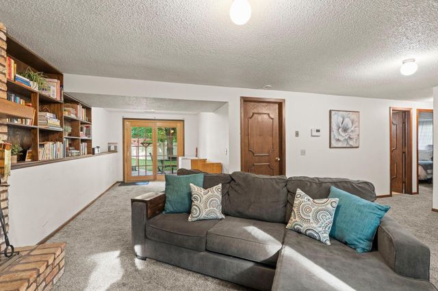 11547 Flintwood Street NW, Coon Rapids, MN 55448