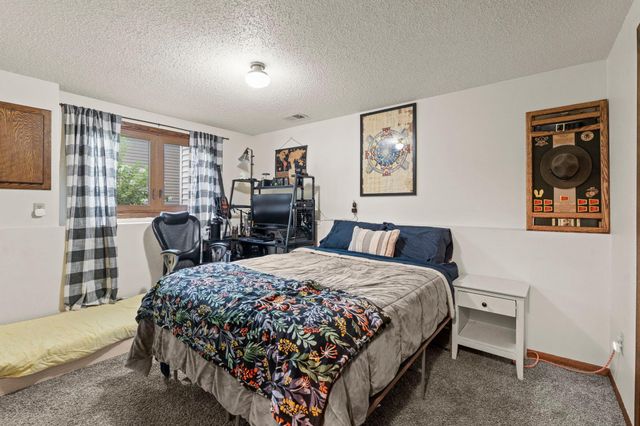 11547 Flintwood Street NW, Coon Rapids, MN 55448