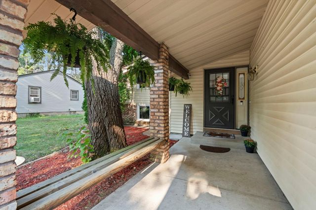11547 Flintwood Street NW, Coon Rapids, MN 55448