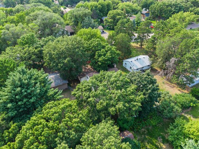 11547 Flintwood Street NW, Coon Rapids, MN 55448