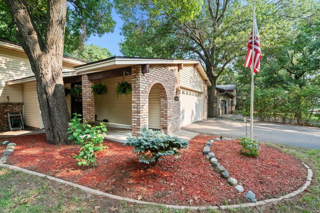 11547 Flintwood Street NW, Coon Rapids, MN 55448