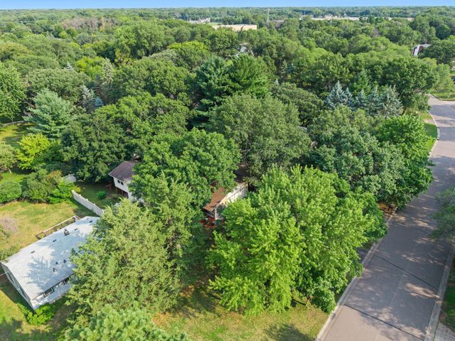 11547 Flintwood Street NW, Coon Rapids, MN 55448