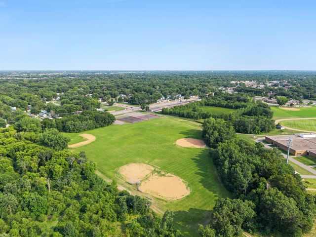 11547 Flintwood Street NW, Coon Rapids, MN 55448