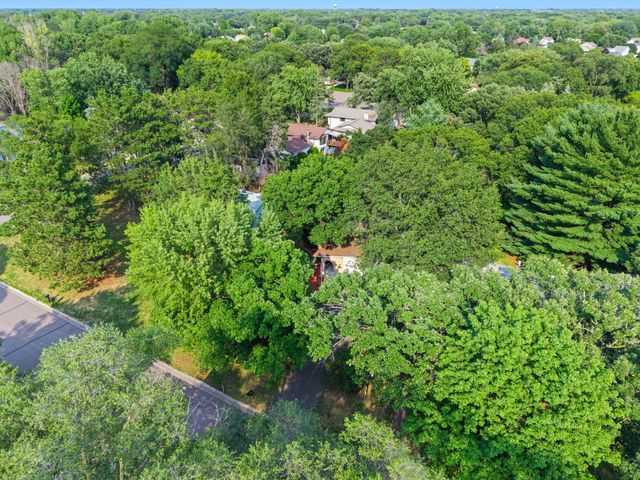 11547 Flintwood Street NW, Coon Rapids, MN 55448