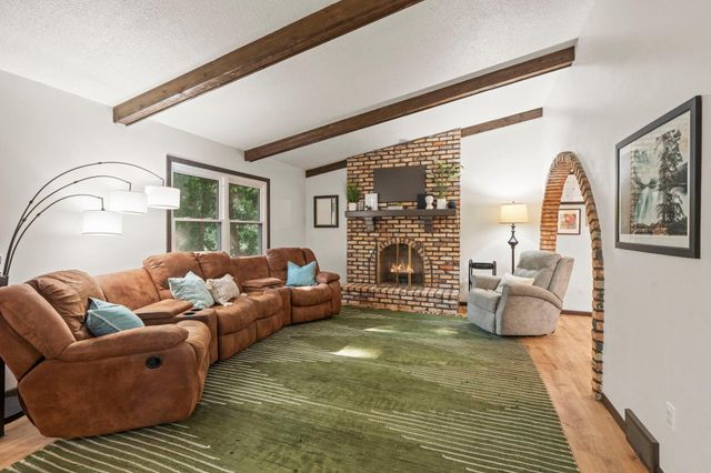 11547 Flintwood Street NW, Coon Rapids, MN 55448
