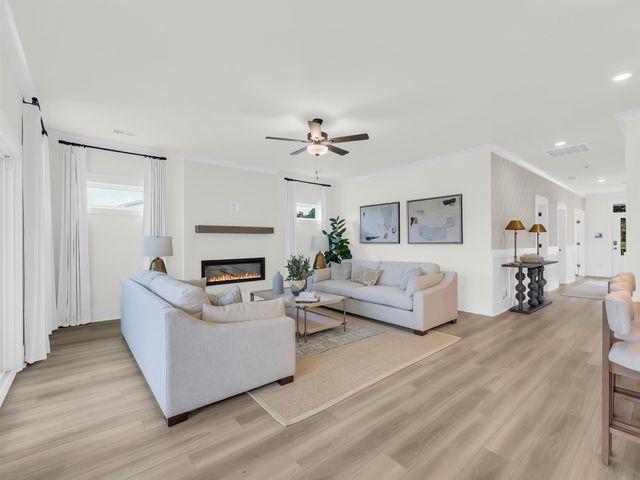 4220 Collins Farm Way, Conway, SC 29526