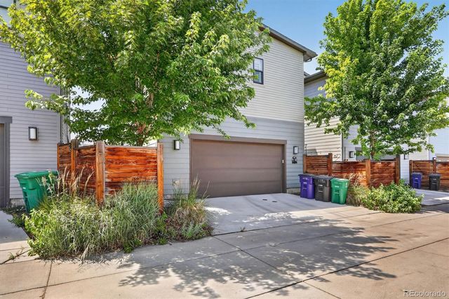 6048 Beeler Court, Denver, CO 80238