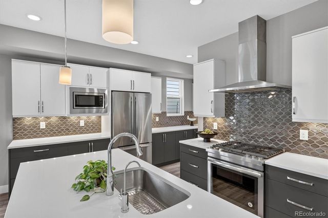 6048 Beeler Court, Denver, CO 80238