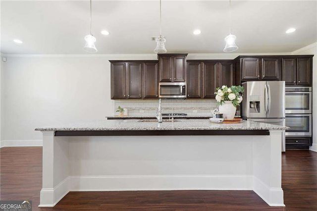 5440 Mirror Lake Drive, Cumming, GA 30028